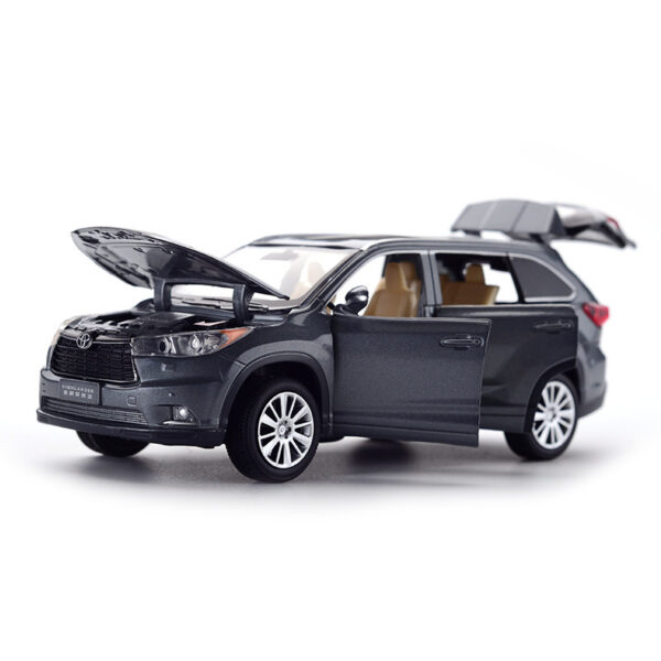 Car model - Image 3