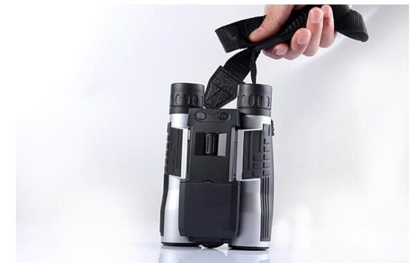 12x32 Digital Camera Binoculars - Image 4