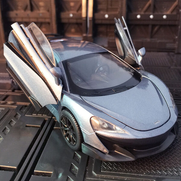 Simulation McLaren 600LT Alloy Car Model Children's Metal Toy Car - Image 5